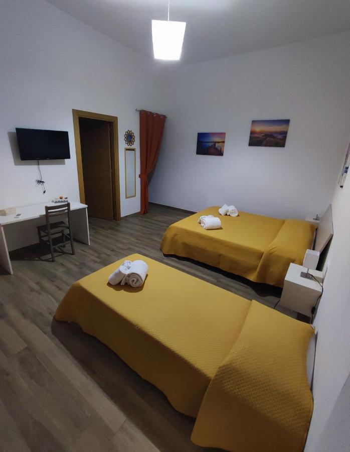 Carpentry Bed and Breakfast Uggiano La Chiesa Buitenkant foto